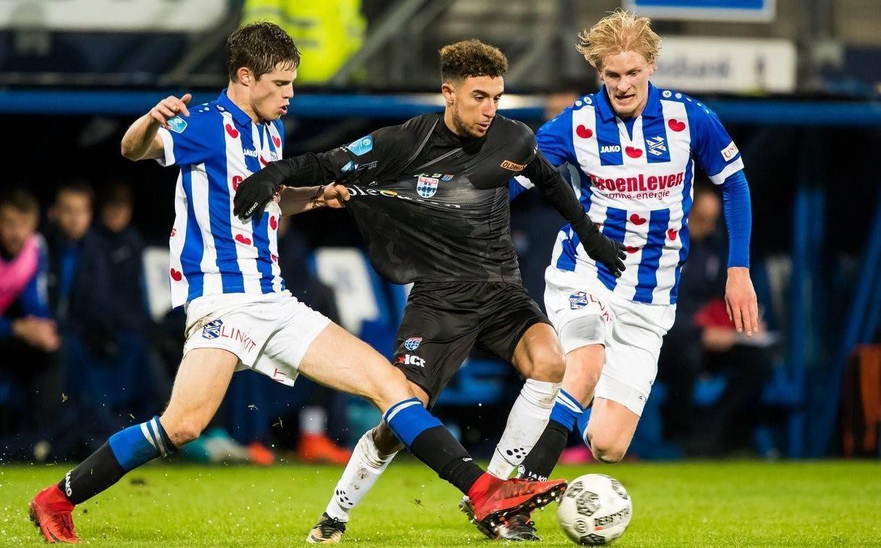 阵中星光熠 阵中星光熠