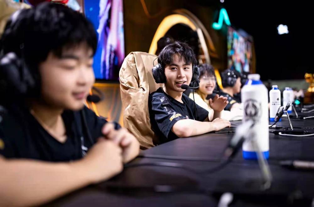 三连平背后，曼城的“完美”足球为何突然失灵？