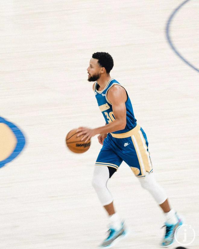 主旋律克制 主旋律克制