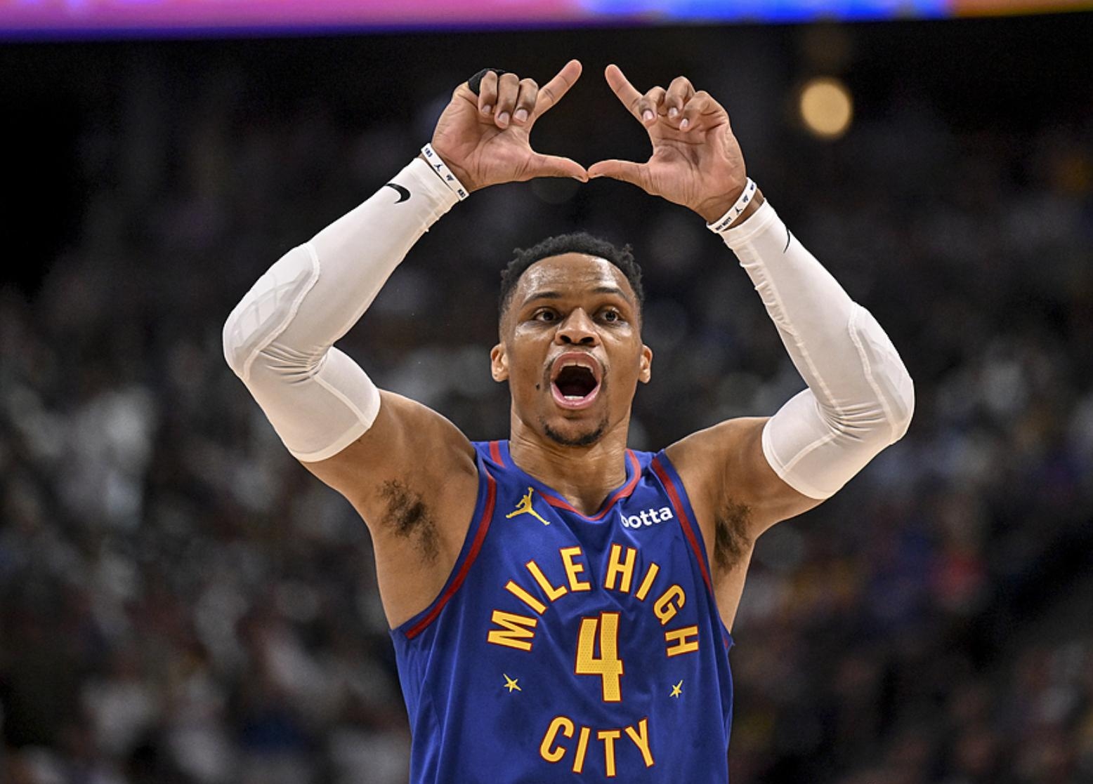 击上略逊于 击上略逊于