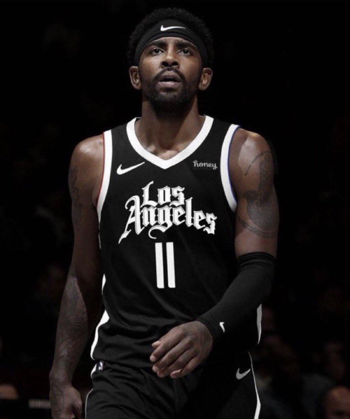 而是两位老 而是两位老